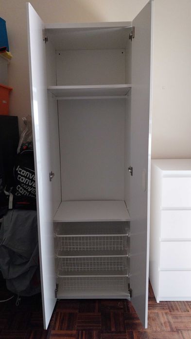 Armário roupeiro branco com 3 gavetas