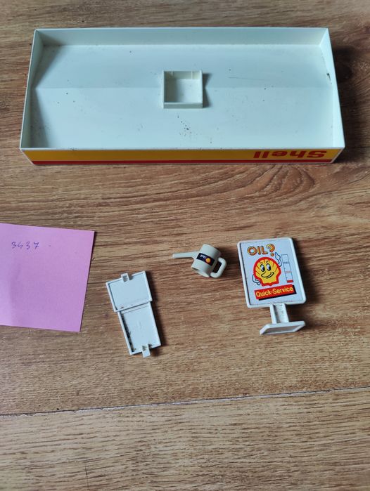 Playmobil- elementy stacji benzynowej 3437
