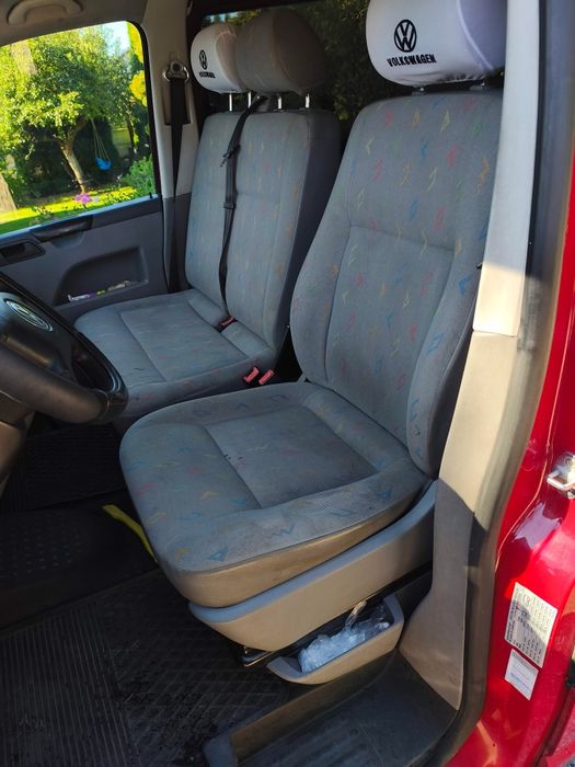 Bus VW T5 osobowy
