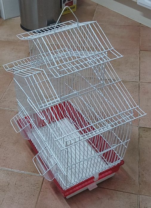 GAIOLA PARA AVES DE PEQUENO PORTE.Casa,Quarto,Varanda,Sala,Cozinha.