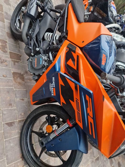 KTM RC 125 niski przebieg wydech Acrapovic 2024 Kawasaki Z125