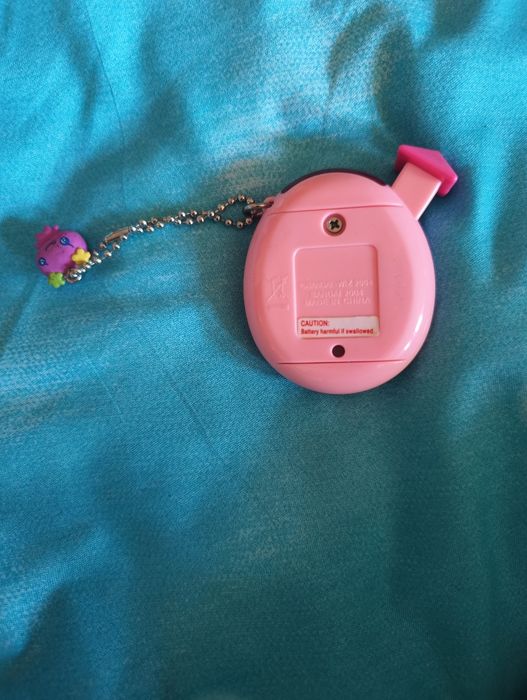 Tamagotchi Bandai Connection V5 Familitchi Rose