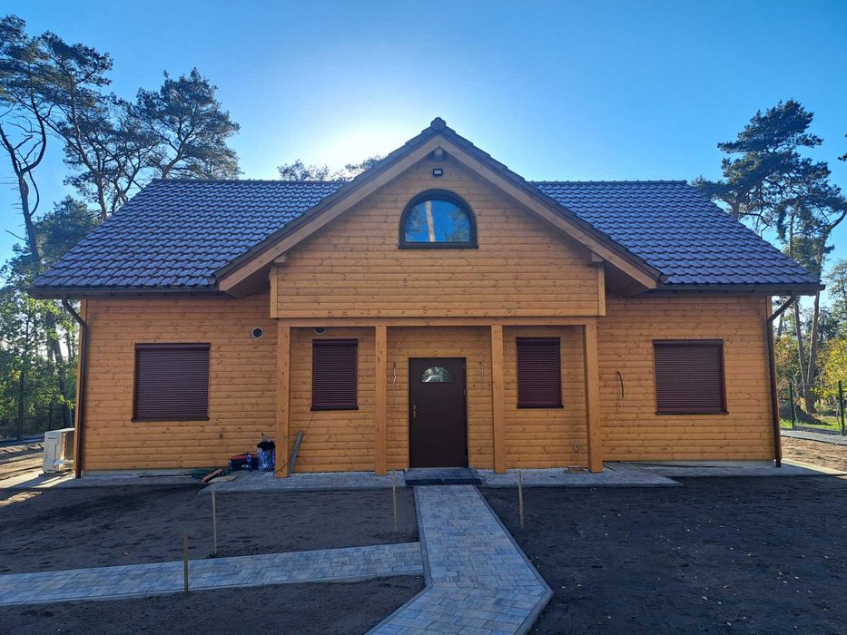 Prefabrykowane domy drewniane szkieletowe modułowe budowa w 2 miesiące
