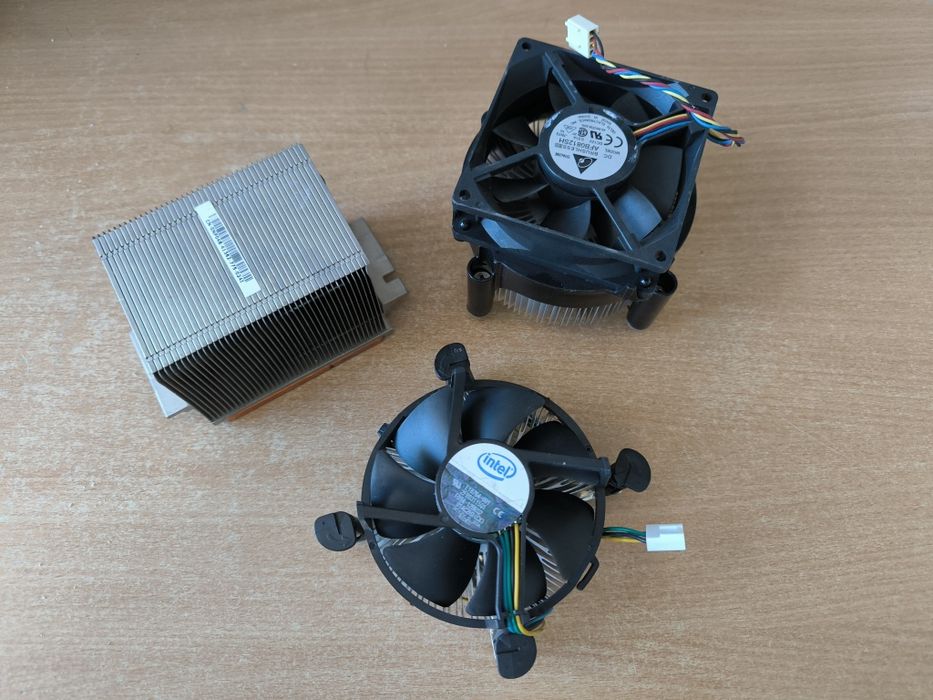Radiatory z wentylatorem 3 sztuki