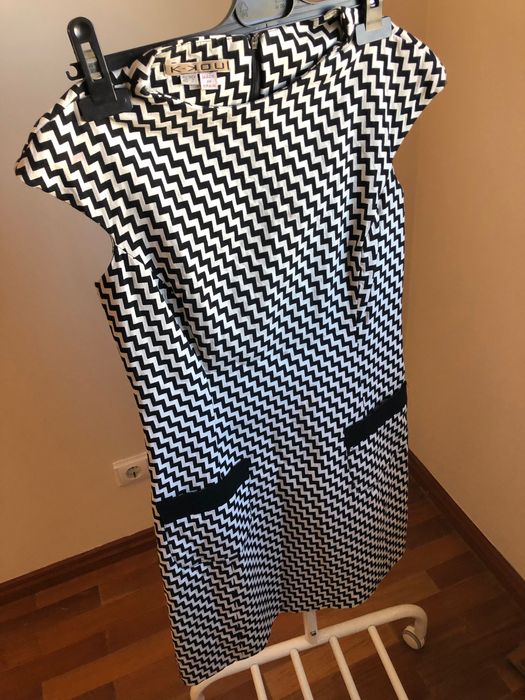 Vestido preto e branco