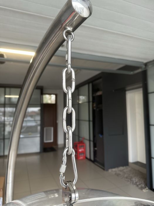 Kokon, hamak, nowoczesne krzesło