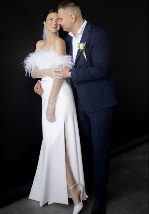 Весільна сукня в ідеальному стані