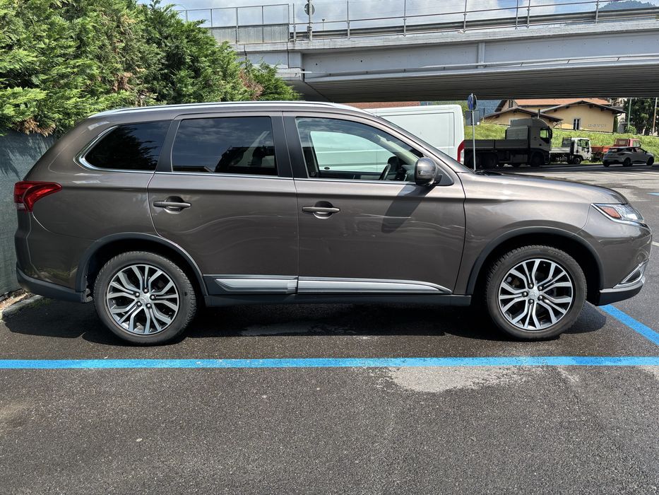 Mitsubishi Outlander 2018