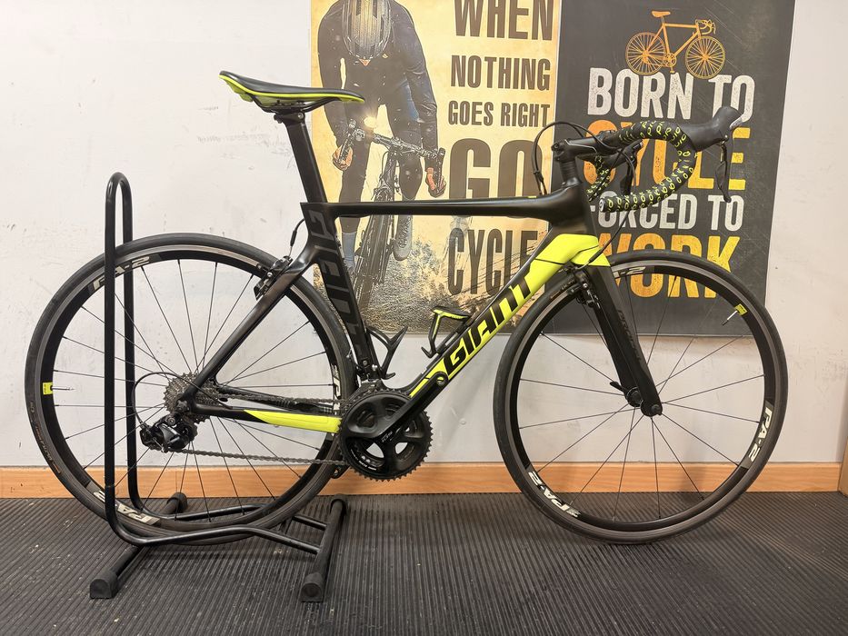 Giant Propel Advanced 2
