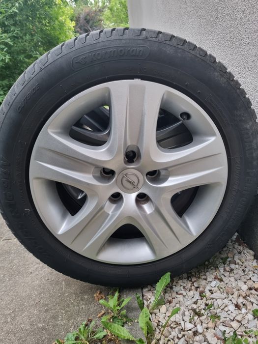 Felgi 16 z oponami 205/55 v94 Astra H