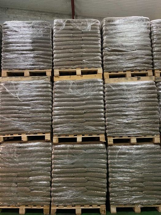 Pellet drzewny sosnowy A1 6mm worek 15kg - dostępny od ręki