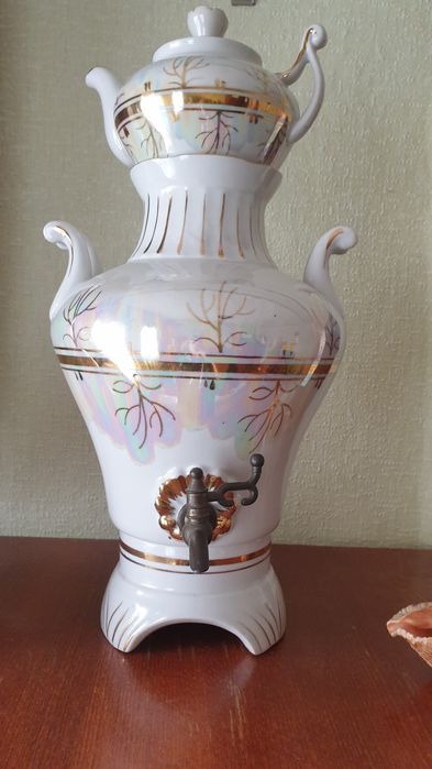 Самовар фарфоровый