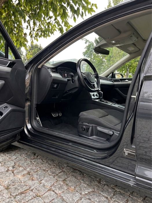 VW Passat Variant 1.6 TDI DSG | ACC | Teto Panorâmico | Bancos Elétricos/Massagem | Mala Elétrica
