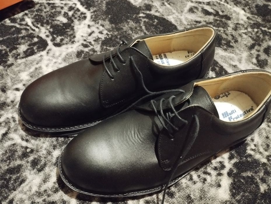 Продам туфлі чоловічі