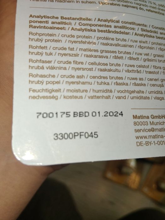 Kości jedzenie  dla psa