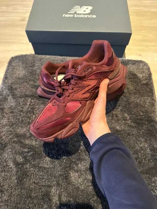 Oryginalne męskie buty New Balance 9060ZSC R.40,5