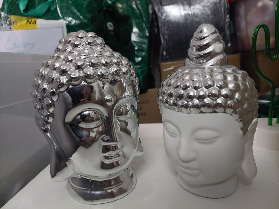 Duas Estatuetas Buda