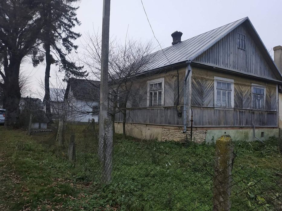 Будинок 80м+ прибудова, та 25 соток землі в с.Варковичі