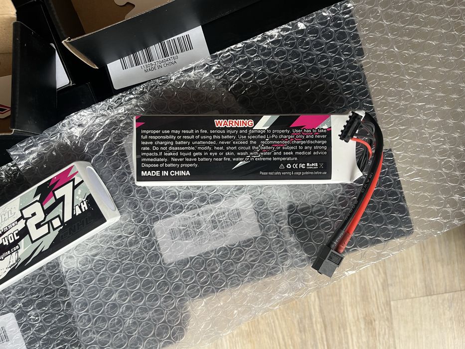 CNHL 4s 2700mAh 40c xt60 lipo baterie
