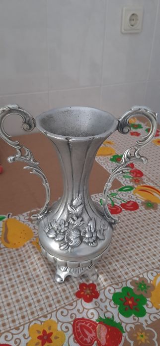 Vaso de estanho antiga