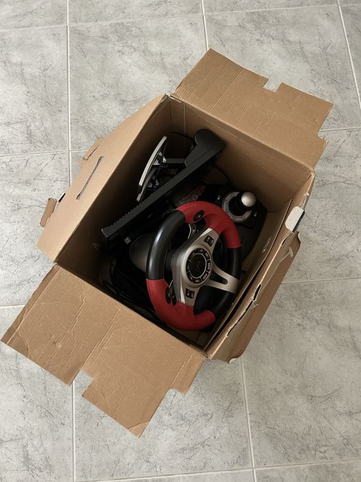 Logic3 Steering Wheel for PS2 and PC64284472251777123