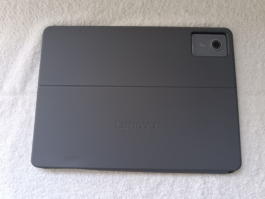 Tablet Lenovo 11 com pen e capa