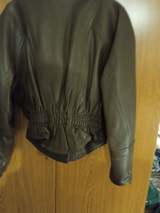 Куртка кожаная женская б/у.