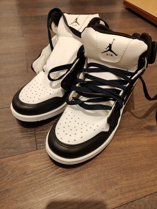 Nowe buty uniseks rozmiar 43