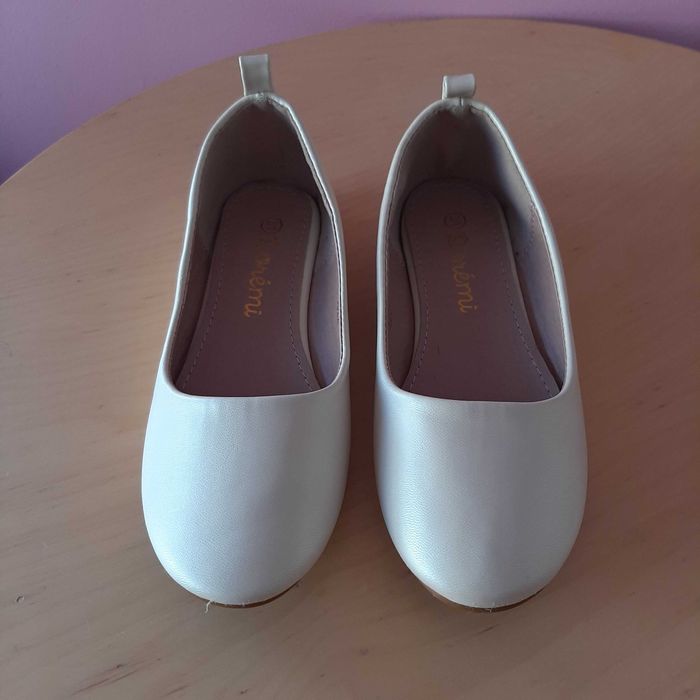 NOVO Sapato Branco Perola num 31