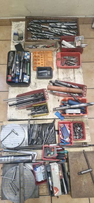 Narzędzia pomiarowe, wiertła, rozwiertaki, inne