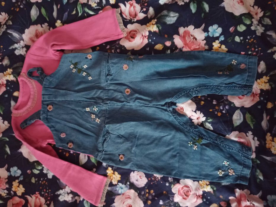 Paka ubranek dla dziewczynki w rozmiarze 86