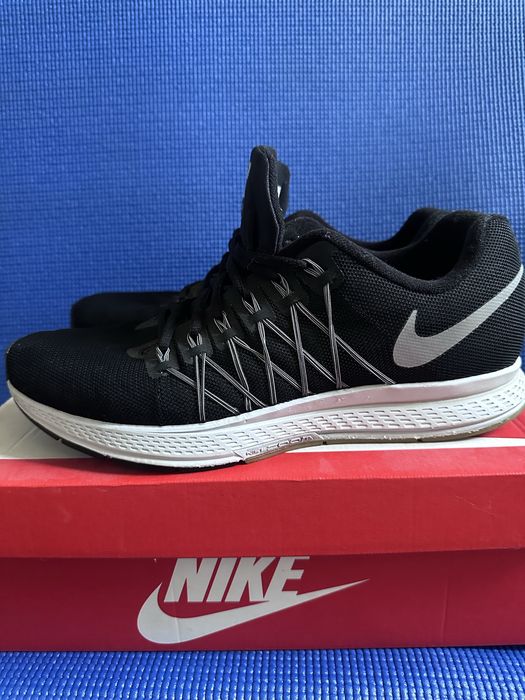 Продам кроссовки NIKE  ZOOM PEGASUS 32  ,H2O