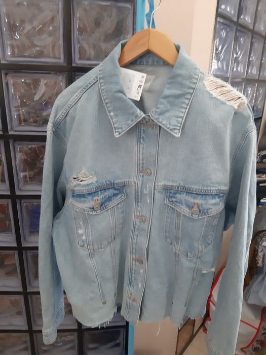 Kurtka Zara jeans kolekcja dziury przetarcia jeans denim katana tkmxx