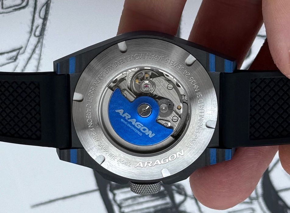 Годинник механічний Aragon DF CARBON Sapphire 43 mm. 200 MT. Automatic