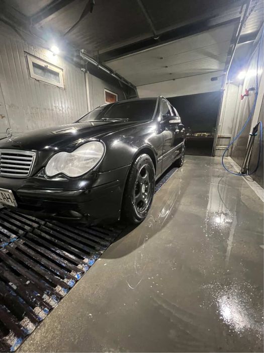 Продам мерседес 2.2 tdi