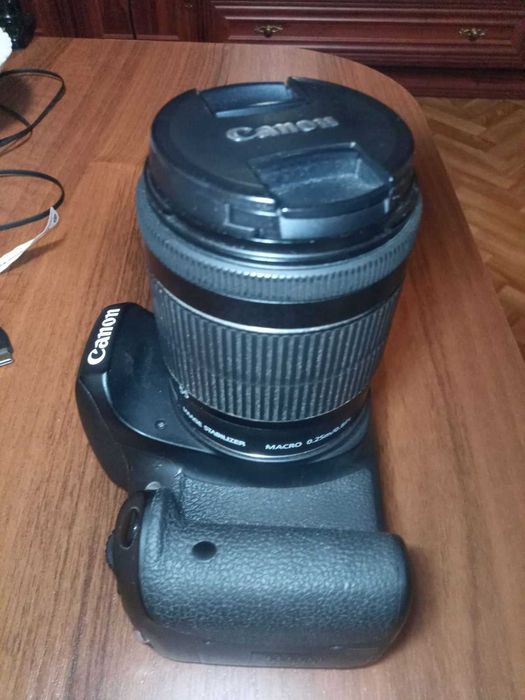 Фотоапарат Canon EOS 760D, об'єктив 18-55