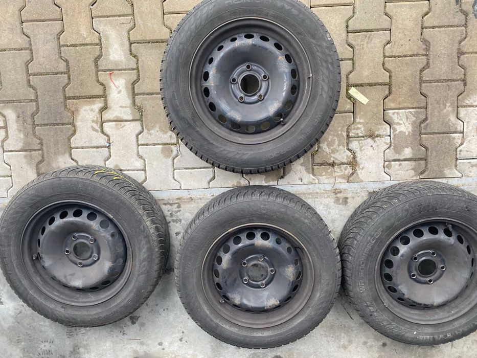 Komplet Kół zimowych Renault Megane IV 5x114,3 + kołpaki