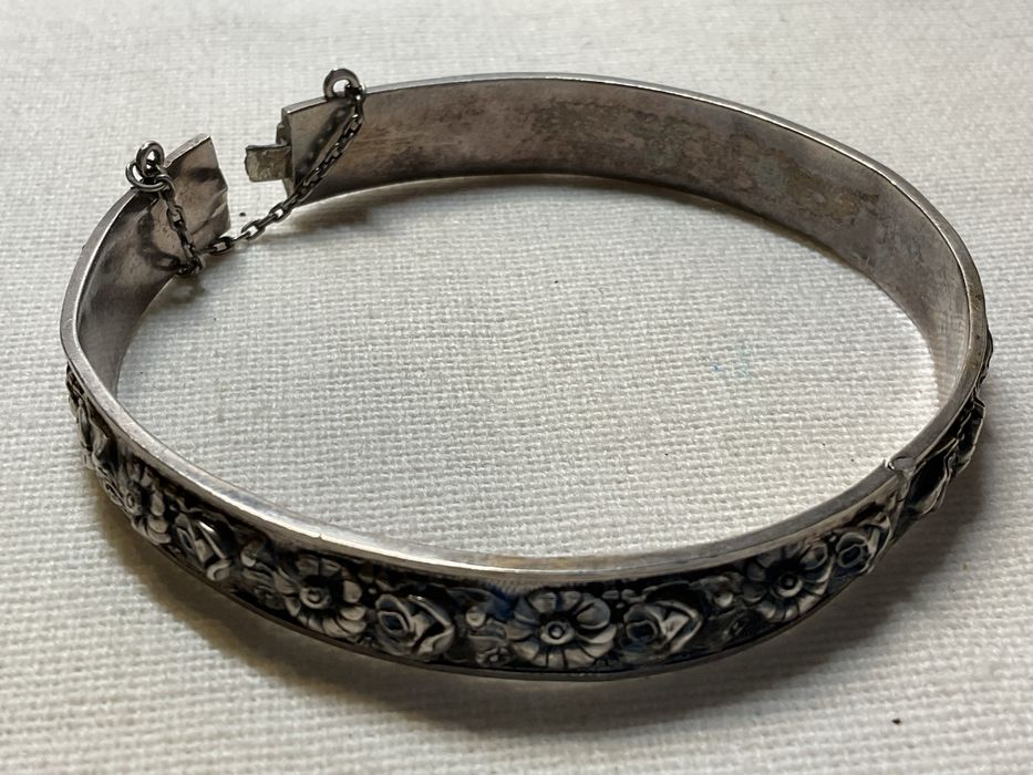 Pulseira antiga em prata com contraste