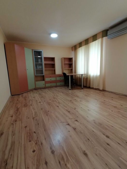 Продам квартиру 106 кв.м. низ пр. Поля/Антоновича/парк Глобы/школа Планета счастья