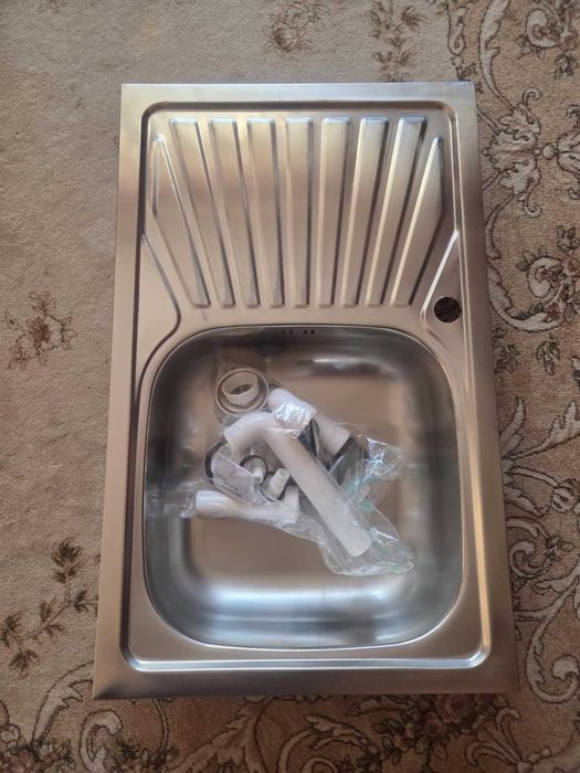 Zlew jednokomorowy z ociekaczem z blachy nierdzewnej 80x50