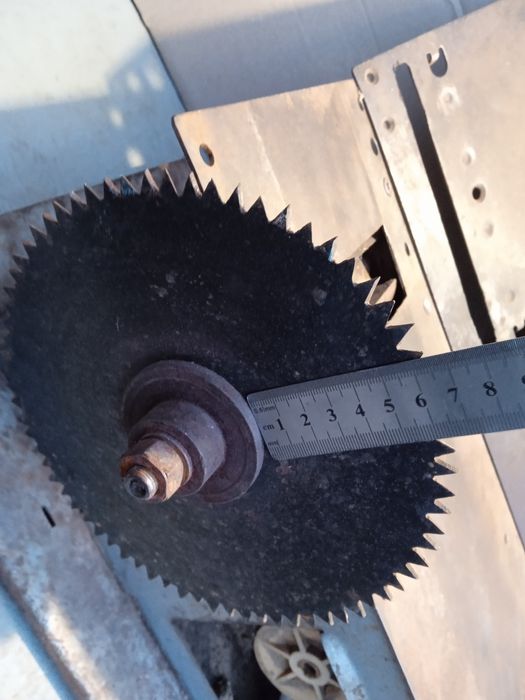 Станок деревообрабатывающий УБДН циркулярка СССР