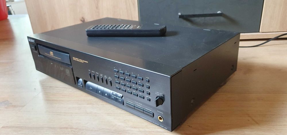 Sony CDP-461 odtwazacz CD, pilot RM-D820