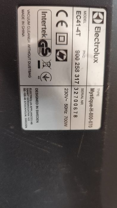 Odkurzacz bezworkowy ELECTROLUX EC41-4T Filtr HEPA