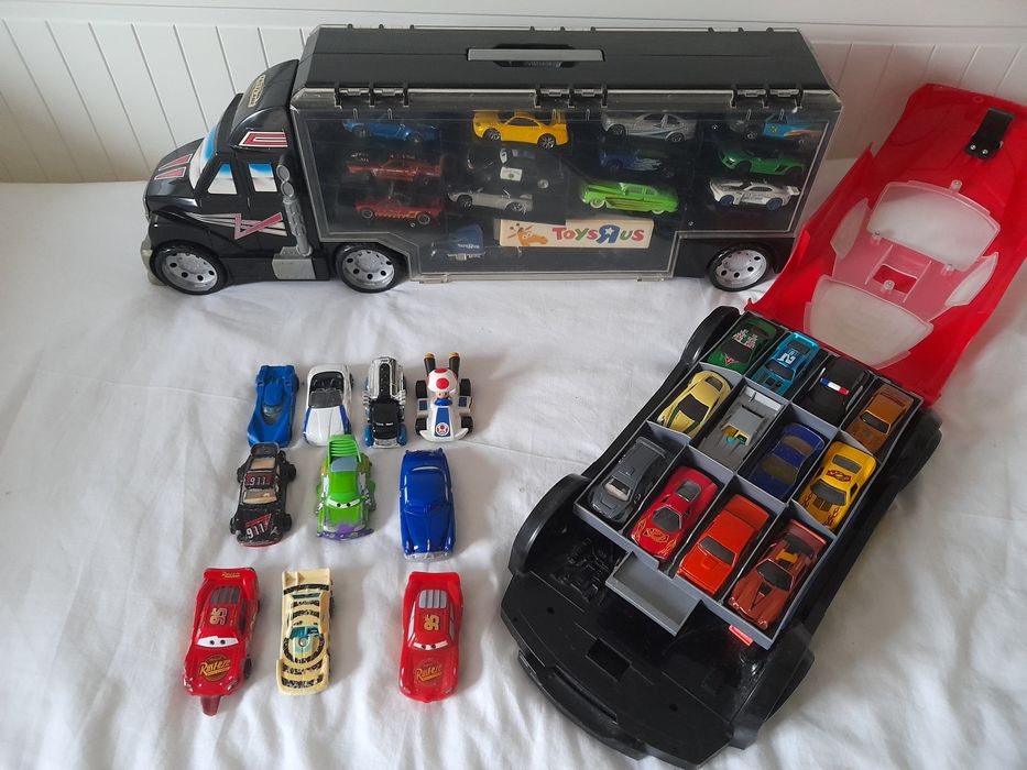 Lote Carrinhos + 2 Transportadores | ~30 carros
