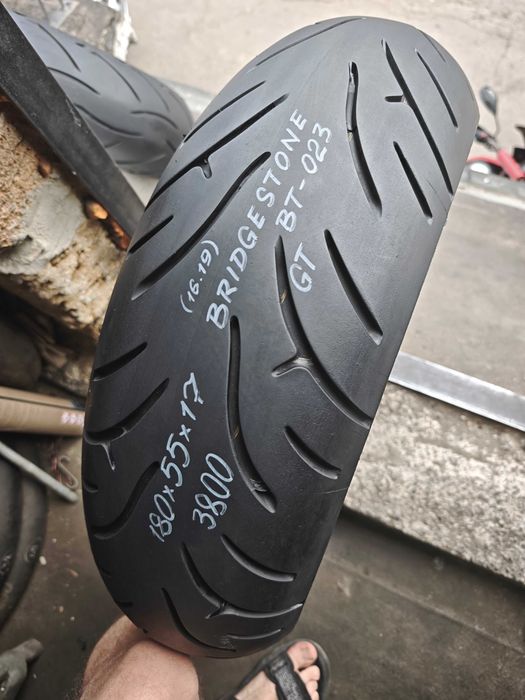 Мото шина резина спорт 180/55 R17 задняя с Германии