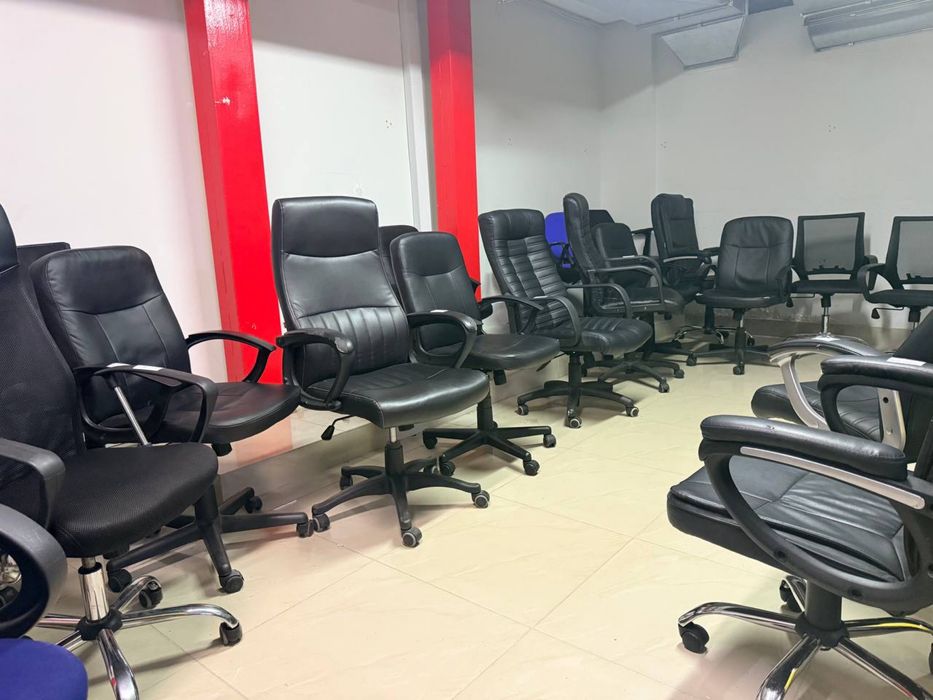 РАСПРОДАЖА компьютерные кресла офисные стулья сетка ткань кожа для офиса больее 400 шт в наличии