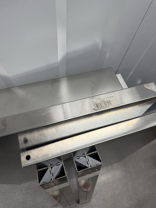 Mesa de trabalho em aço - restaurante