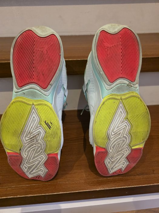 Jordan Air Zion 2 GS Spring Hoops EUR 46
Air Jordan Jordan Z