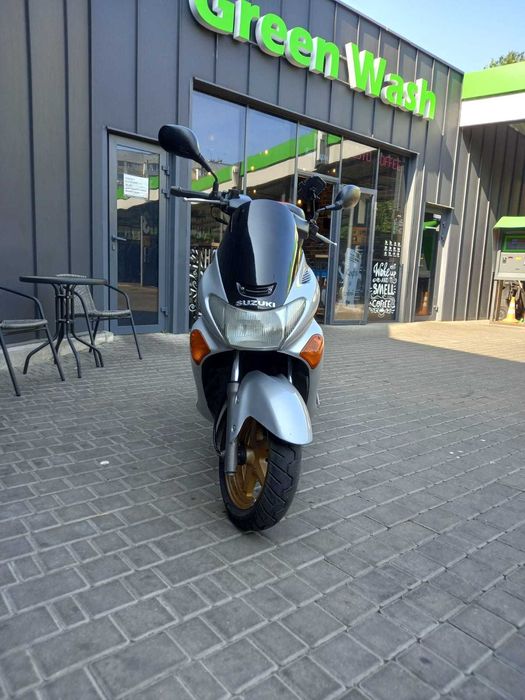 Suzuki Avenis 150 cc