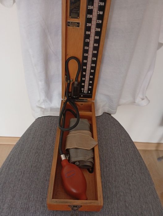 Antyk /Zabytek Cisnieniomierz